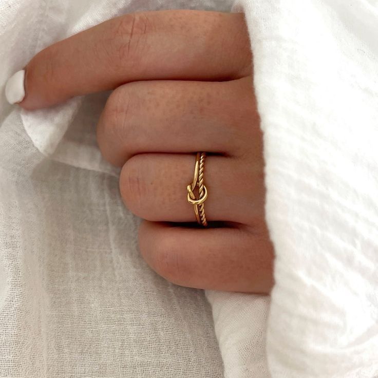 e42a1041ac14fedb5c1ff8cbf16f854d 1